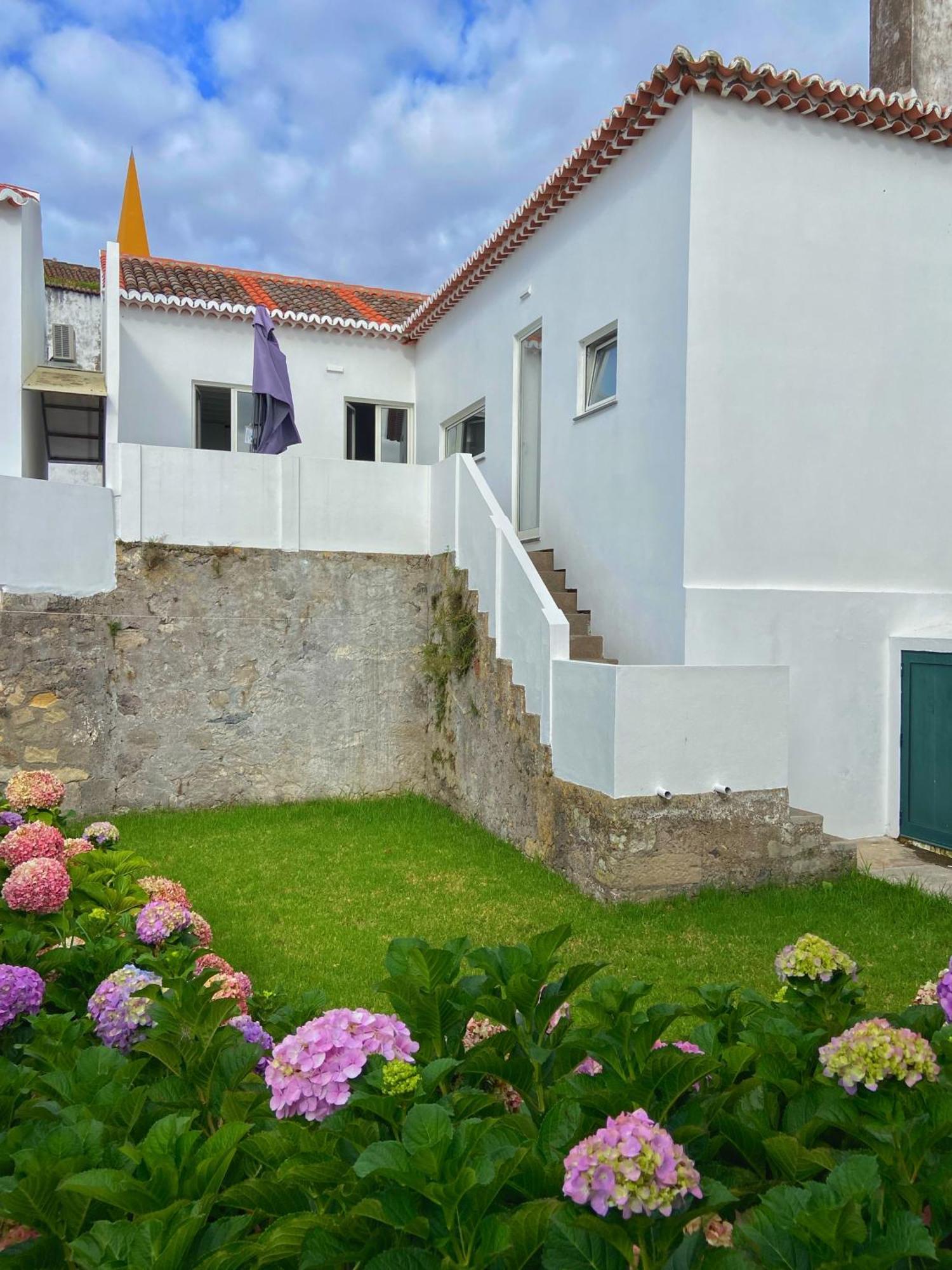 Casa Do Pisao - Cosy And Modern Two-Bedroom Townhouse Angra do Heroismo Exterior photo